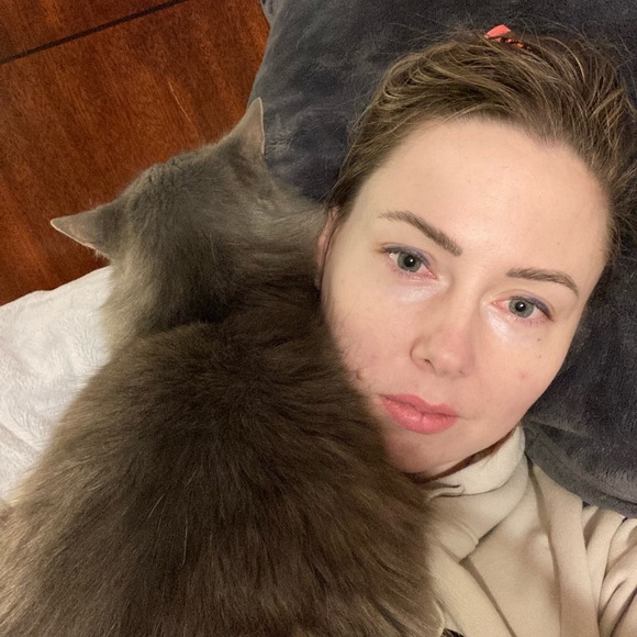 Meet your Posher, Cortney - Picture 2 of 5